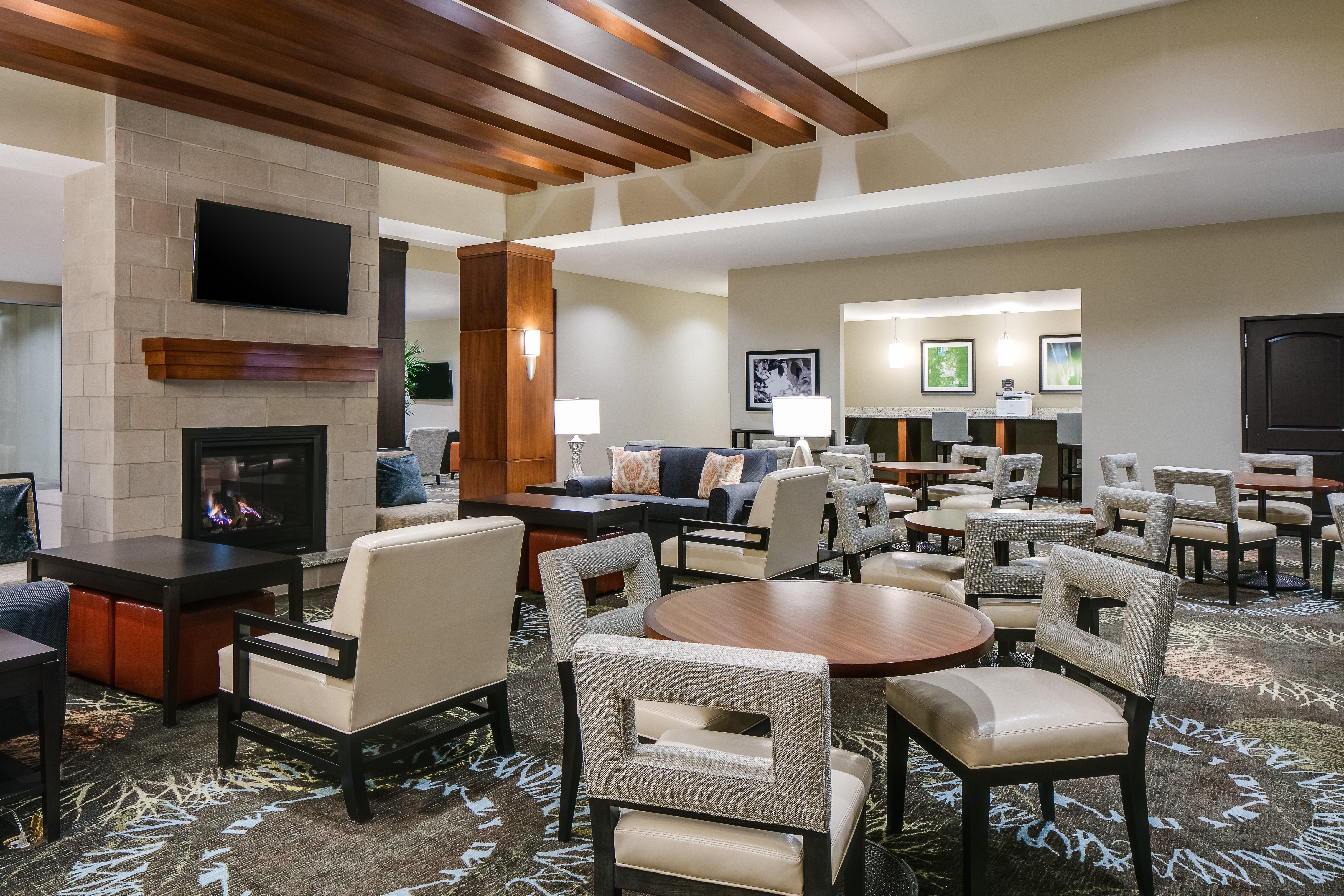 Staybridge Suites Des Moines Downtown By Ihg Exterior photo