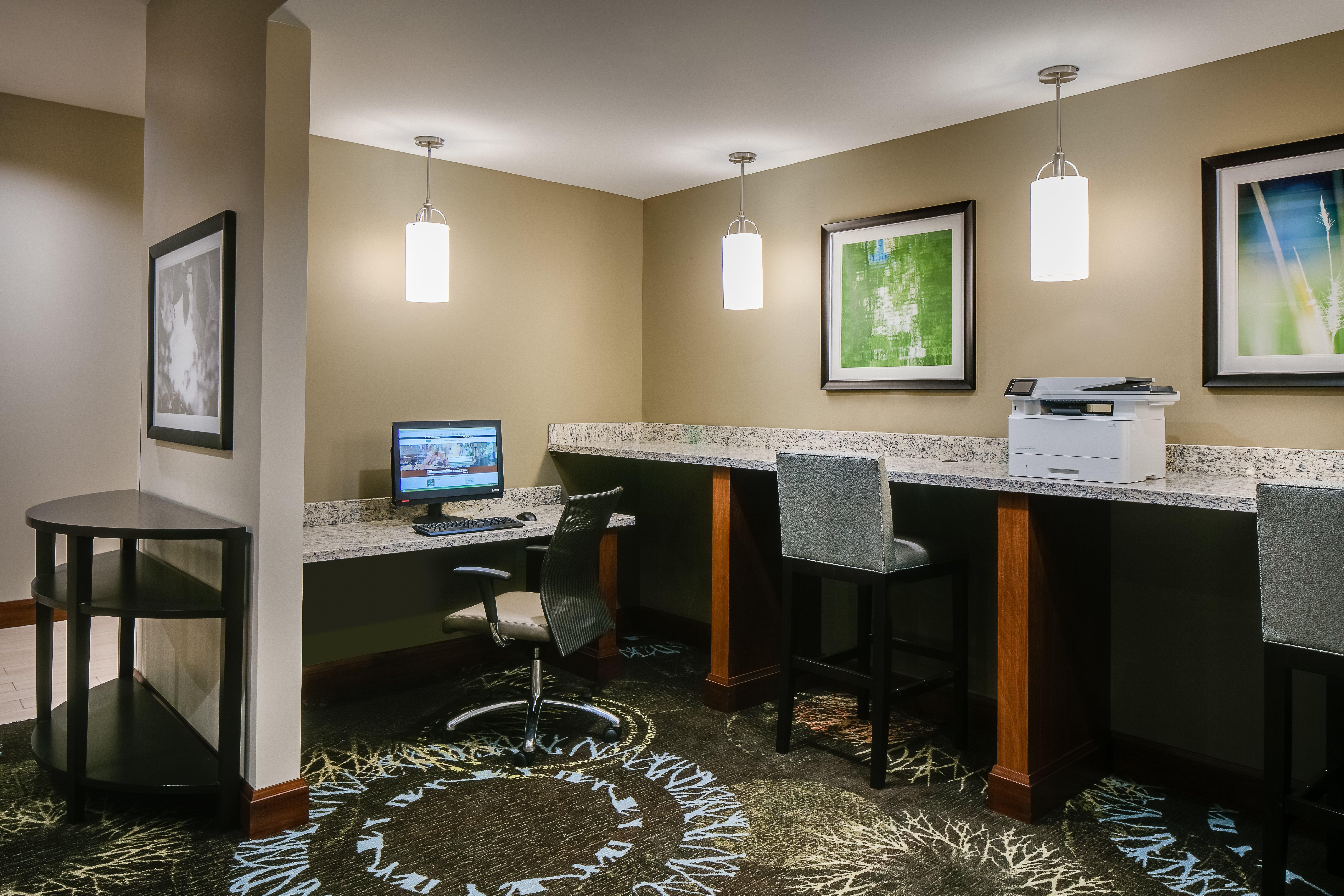 Staybridge Suites Des Moines Downtown By Ihg Exterior photo