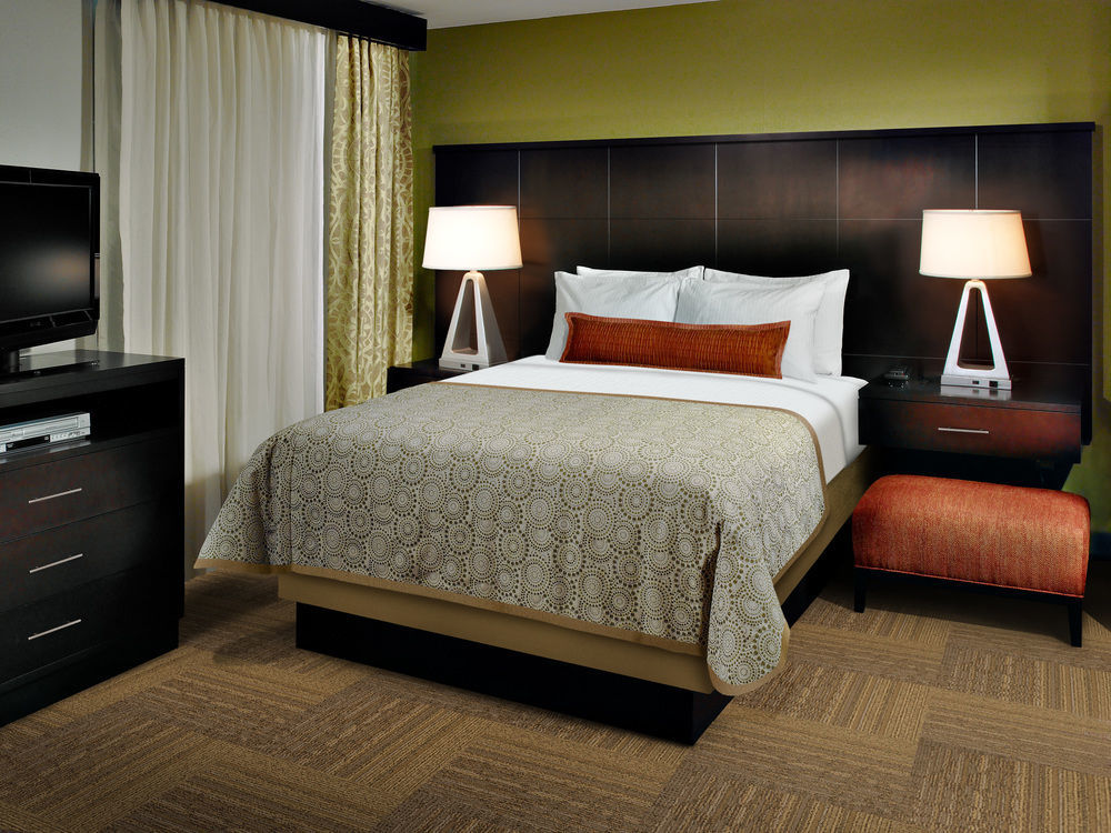 Staybridge Suites Des Moines Downtown By Ihg Exterior photo